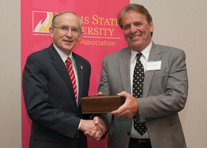 Inventor, Businessman, Ferris Advocate Suman Honored as Distinguished Alumnus