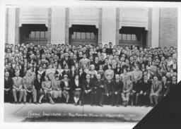 Returning Students  Ferris Institute with faculty 1930