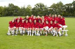 Womens soccer team.