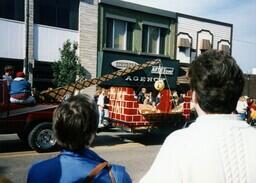 1990 Homceoming parade photos.