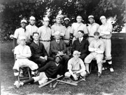 FI Baseball team 1919