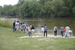 International Students with OIE at Northend Park