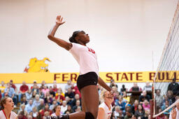 Womens volleyball v. Grand Valley State University.