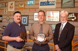 Heavy Equipment technology awards. 2002.