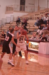 Womens basketball v. Findley