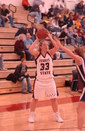 Womens basketball v. Sagiinaw Valley State University.