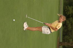 Womens golf. 2003-2004.