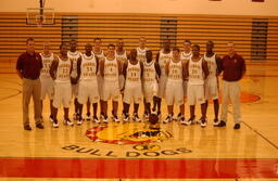 Mens basketball team. 2003-2004.