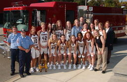 Womens basketball team. 2003-2004.