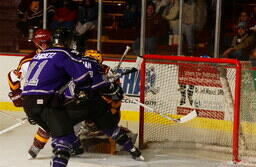 Hockey v. Niiagra.