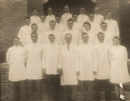 Pharmacy class of 1942.