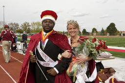 Homecoming King and Queen. 2009.